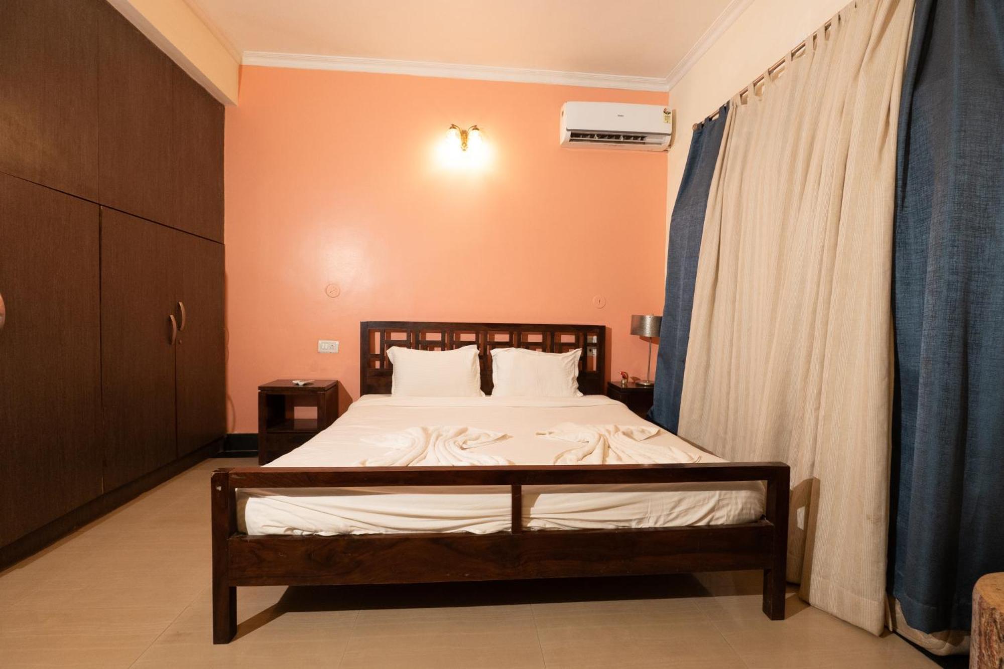 Villa M - Lagoon 4 Calangute 3Bhk Pool Facing, Breakfast Included Goa Velha Esterno foto