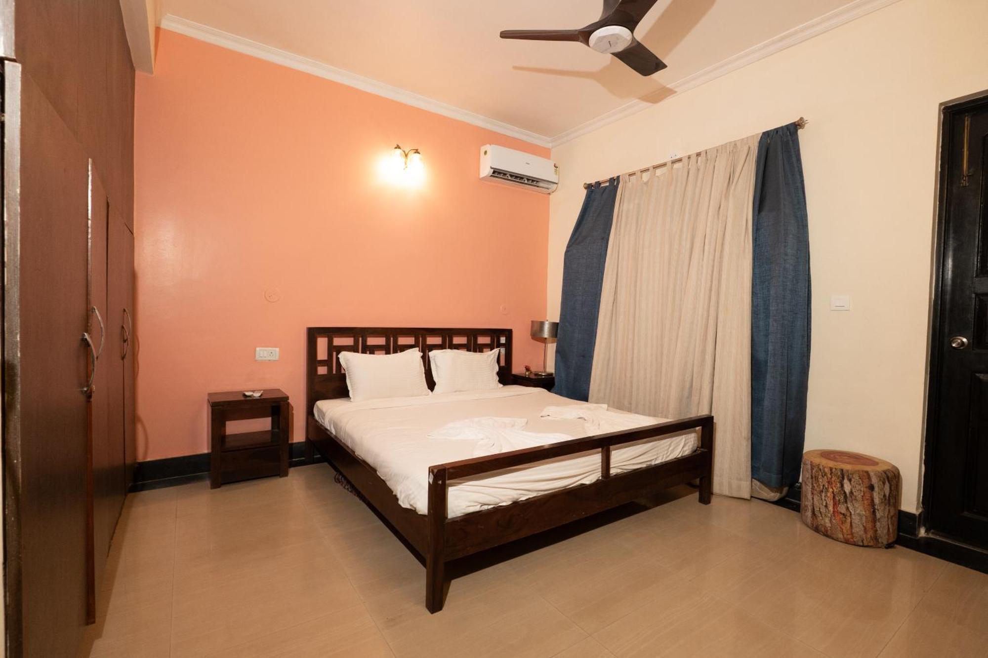 Villa M - Lagoon 4 Calangute 3Bhk Pool Facing, Breakfast Included Goa Velha Esterno foto